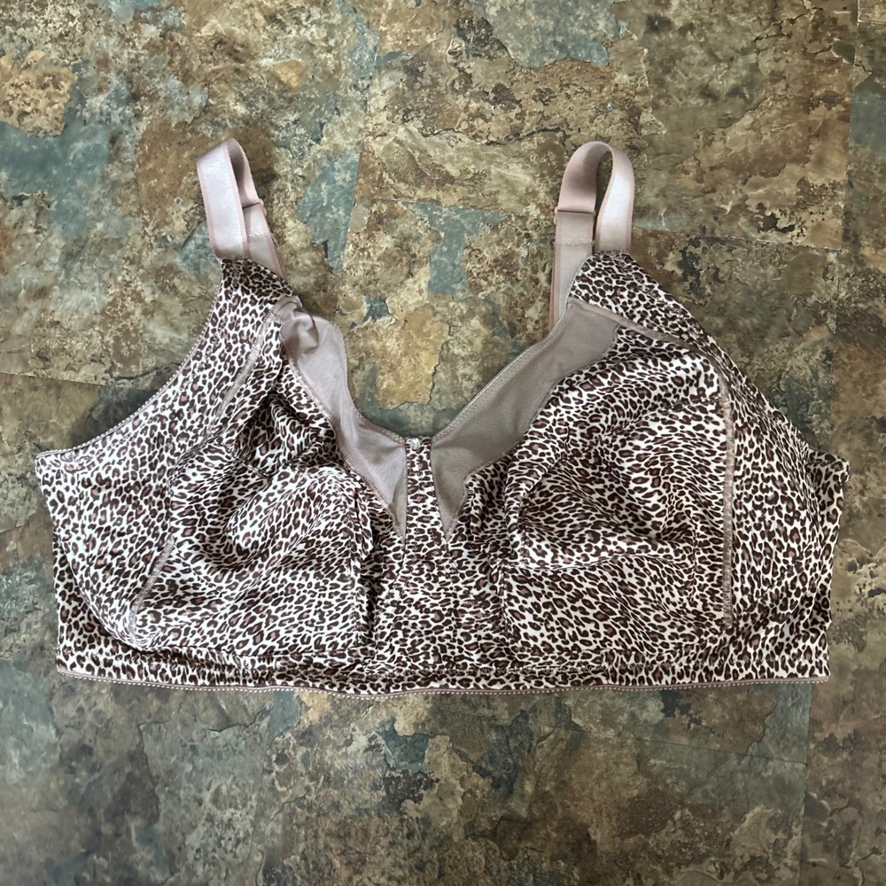 Just My Size Unlined Wireless Bra Womens Size 48DD Brown Leopard Unpadded